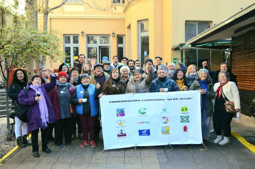 Campocoop junto a representantes del mundo campesino se unieron para iniciar la campaña popular por el Apruebo